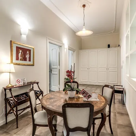 Nest House Prati Apartamento *